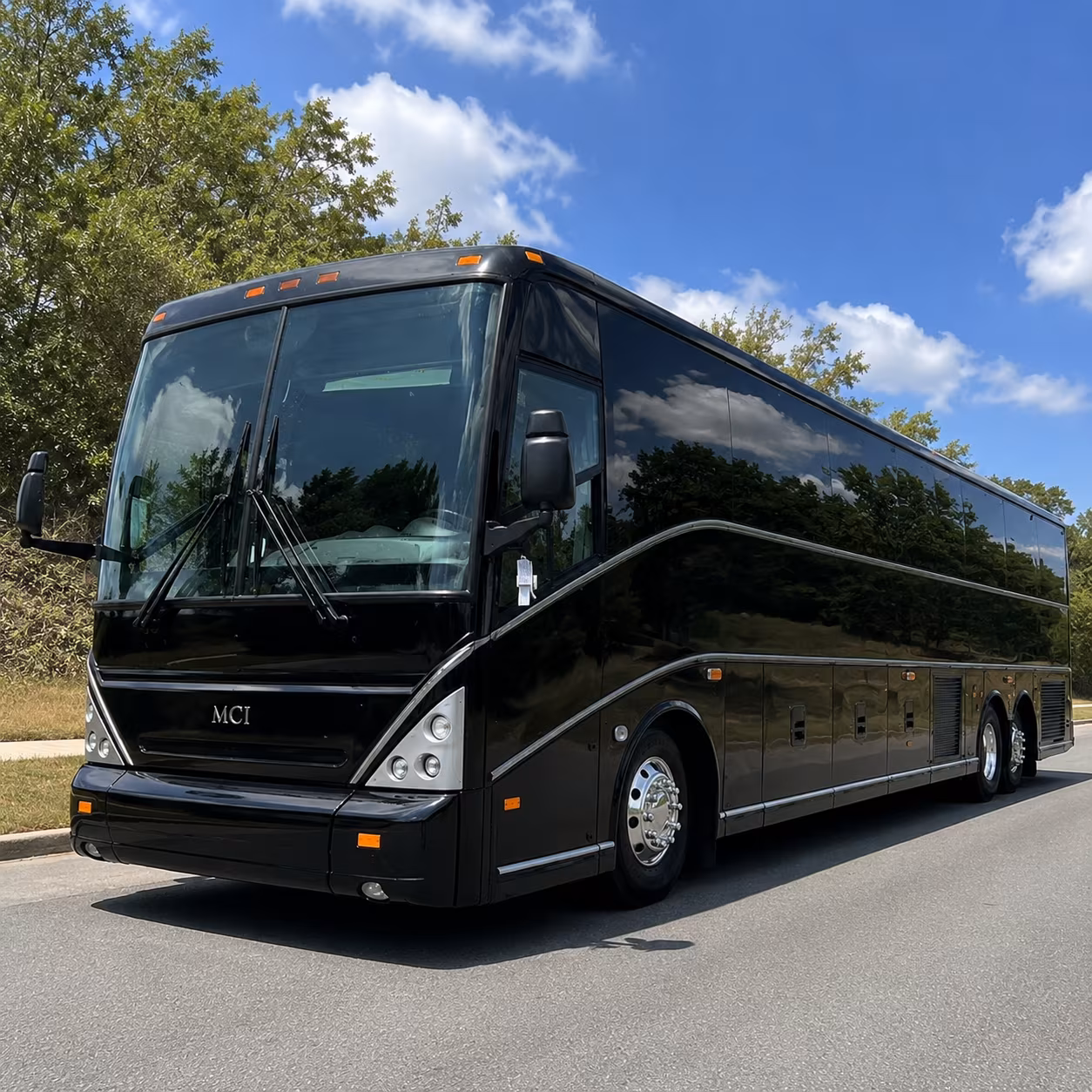 airport transfer buses between lakeland and tpa or mco