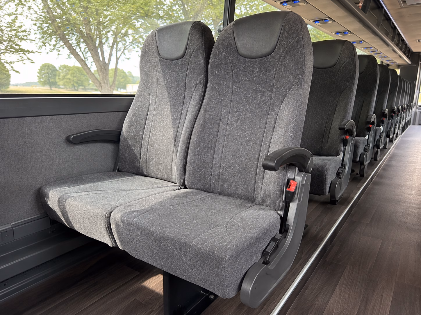 blueberry wine bus rentals to keel curley winery in plant city
