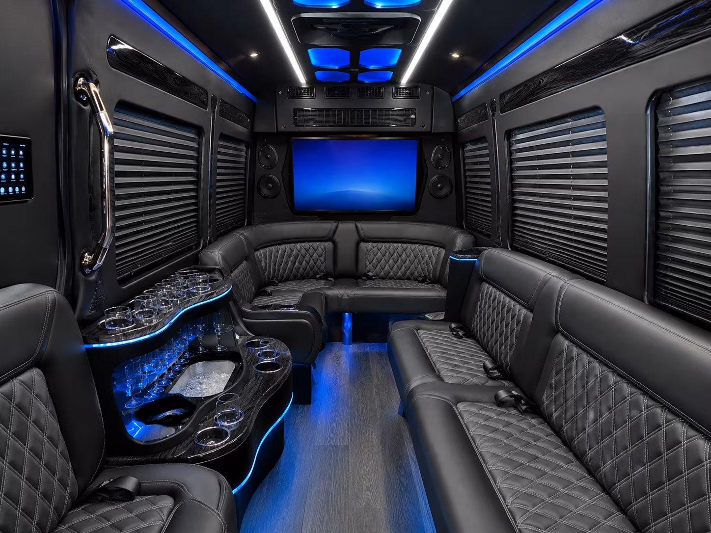 corporate event and convention buses across polk county
