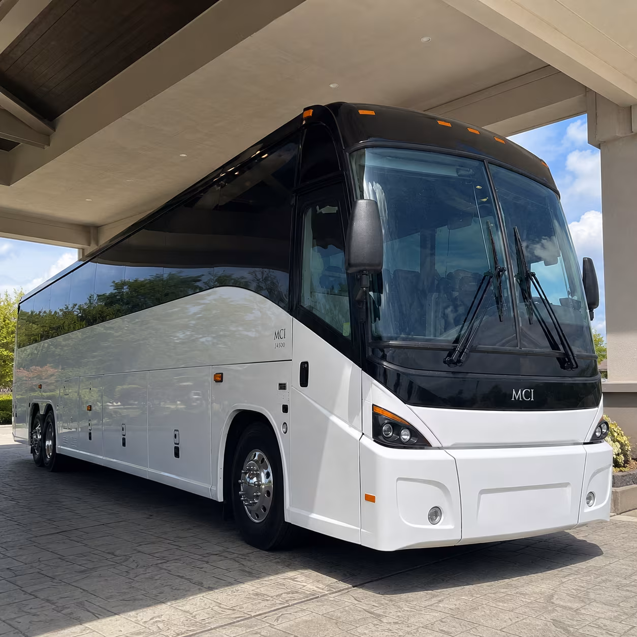 employee shuttle buses for sun n fun and lakeland linder event staffing