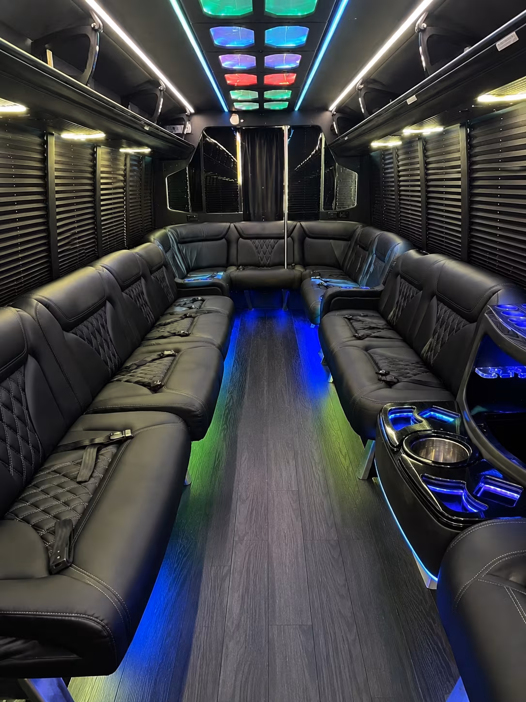 lakeland 20 passenger party bus interior