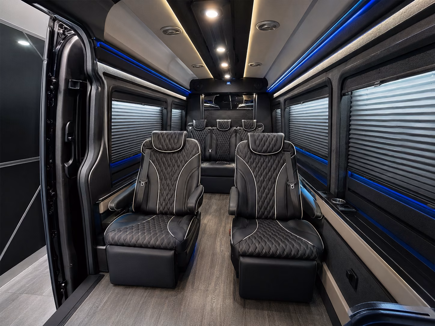 sun n fun aerospace expo shuttle buses at lakeland linder international airport